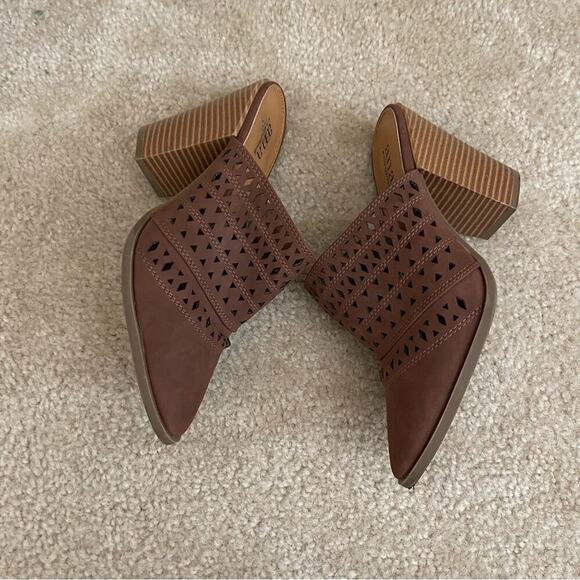 ❄️BF SALE❄️ A.N.A. Brown Suede Cut Out Mules - Picture 5 of 8